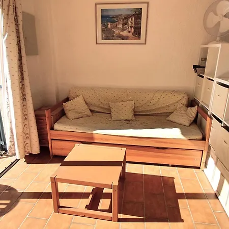 Avec Coin-nuit, Piscine, Terrasse Et Parking à Sainte-maxime, Proche Plages Et Commerces - Fr-1-780-74 Appartamento *