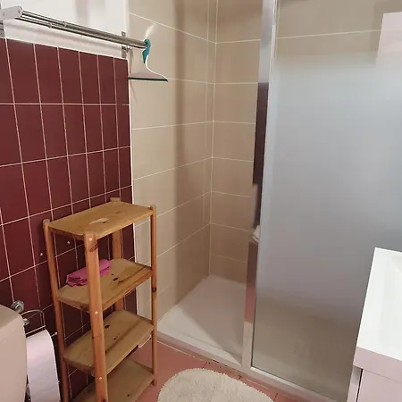 Appartamento Avec Coin-nuit, Piscine, Terrasse Et Parking à Sainte-maxime, Proche Plages Et Commerces - Fr-1-780-74 *